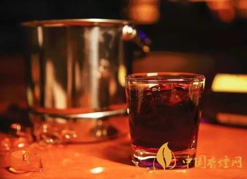 可樂桶是什么酒 非?；鸨目蓸吠罢{(diào)配方法介紹