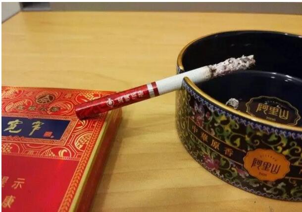 寬窄五糧濃香，香煙邂逅五糧液你值得擁有