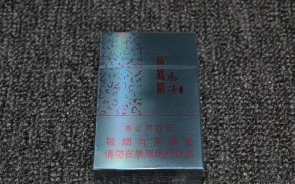 黃鶴樓游泳回歸，爺爺輩最喜愛的香煙品牌