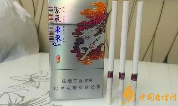 過(guò)年待客買(mǎi)什么香煙好，中華撐場(chǎng)面軟云看內(nèi)在