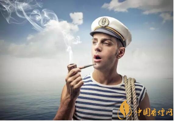 香煙夾耳朵上是怎么來的，耳夾煙是男人的專利