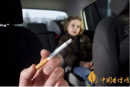 車內(nèi)抽煙更易致癌，車內(nèi)二手煙讓車受傷